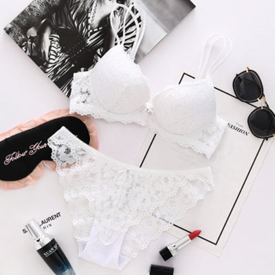 Lace underwear set