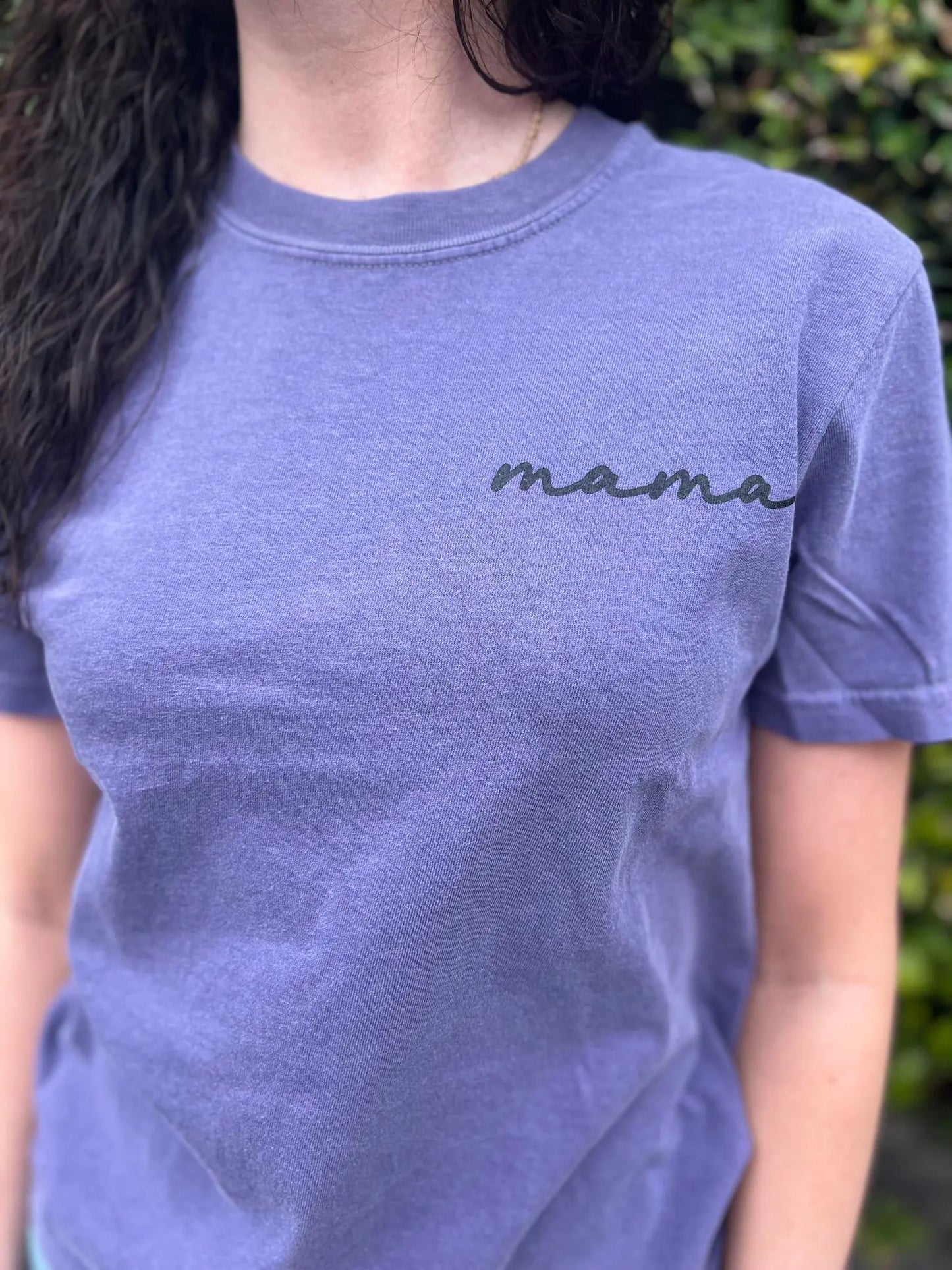 Minimalist Mama Tee