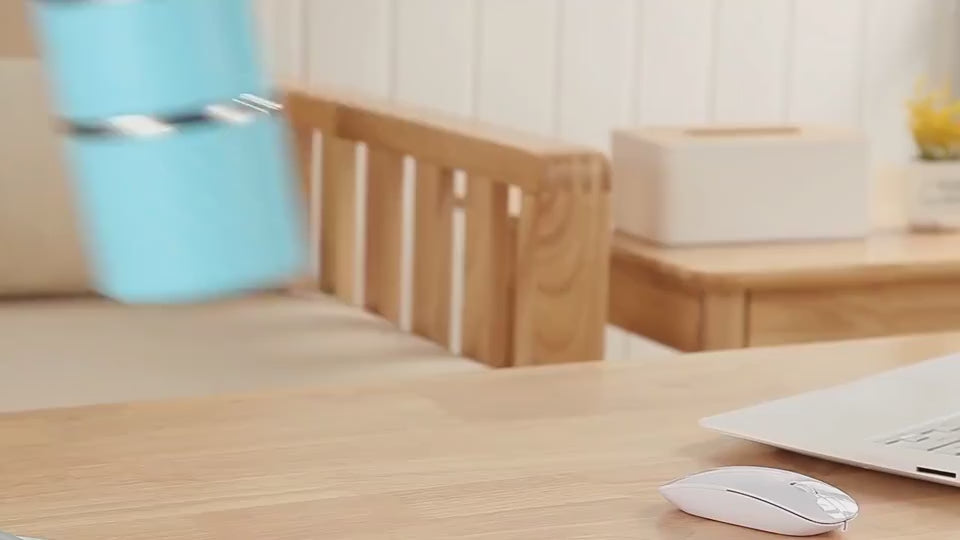 A Portable Stainless Steel Lunch Box